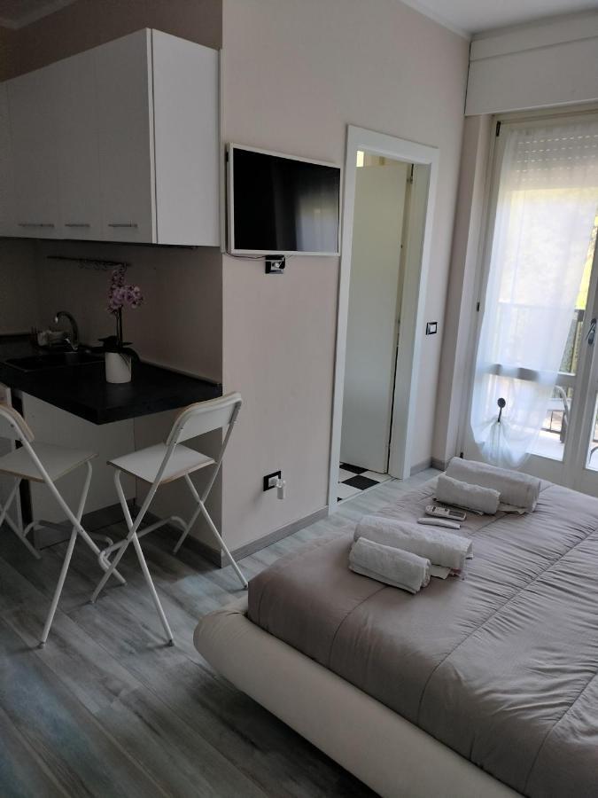 גרדונה ריביירה Residence Villa Alba Room Nr 415 מראה חיצוני תמונה